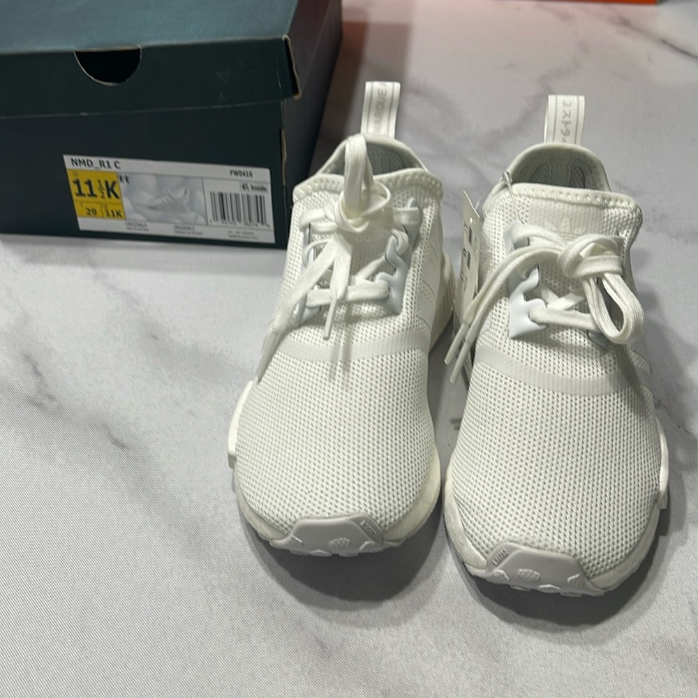 Adidas kids NMD/size 11.5 K NWT